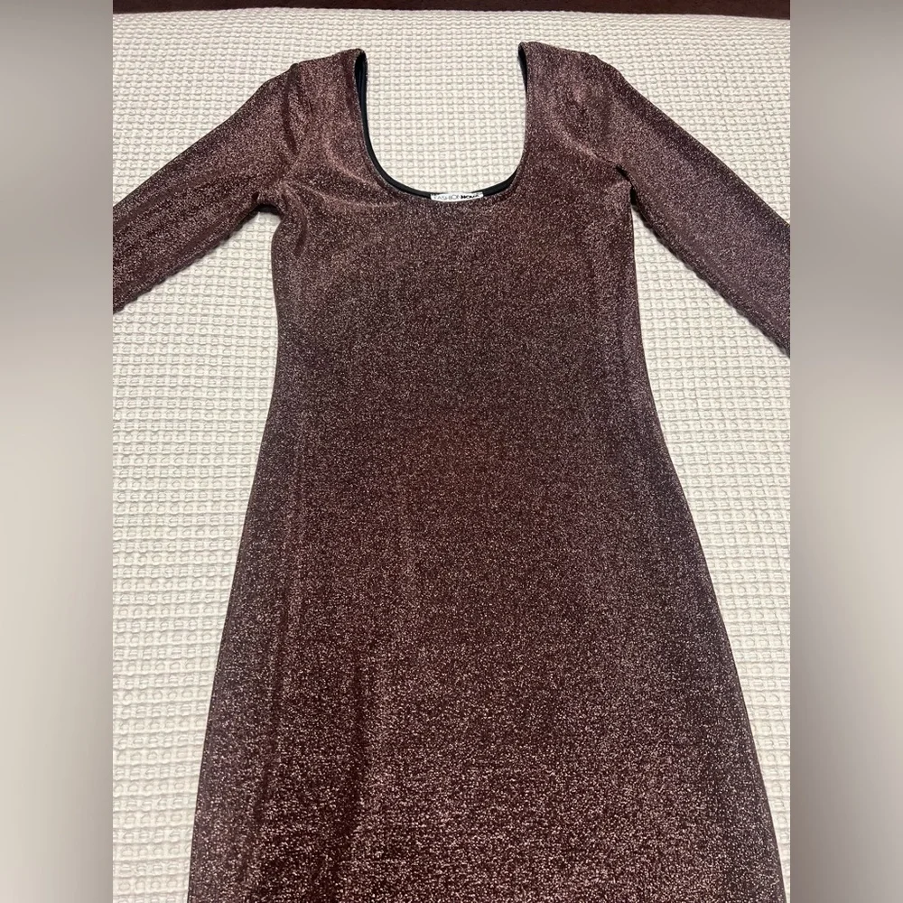 FASHION NOVA Maddie metallic maxi dress - Picture 3 of 8